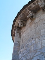 Lescure-d'Albigeois, Eglise St-Michel, Chevet, Modillons (4)